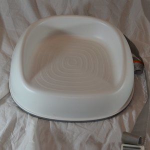 BabyBjorn Booster Seat White